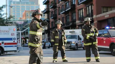 Chicago Fire S05E02 A la petite cuillère