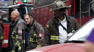 Chicago Fire S07E02 Entrée en guerre
