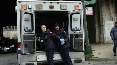 Chicago Fire S07E10 Entre ces murs