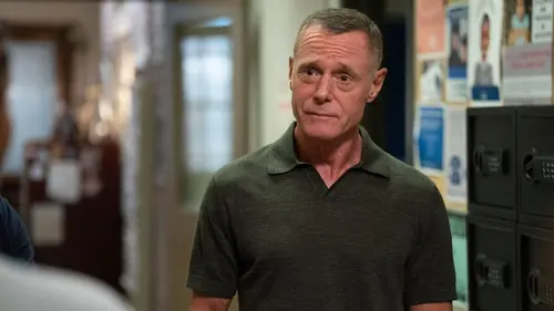 Chicago Police Department S12E05 De l'eau et du miel en streaming