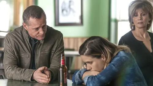 Chicago Police Department S02E23 Père, ami et patron en streaming