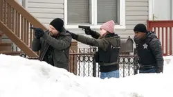 Chicago Police Department S08E10 Pot de départ