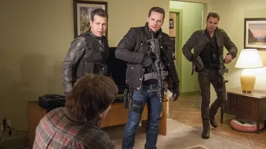 Chicago Police Department S02E14 Bunny