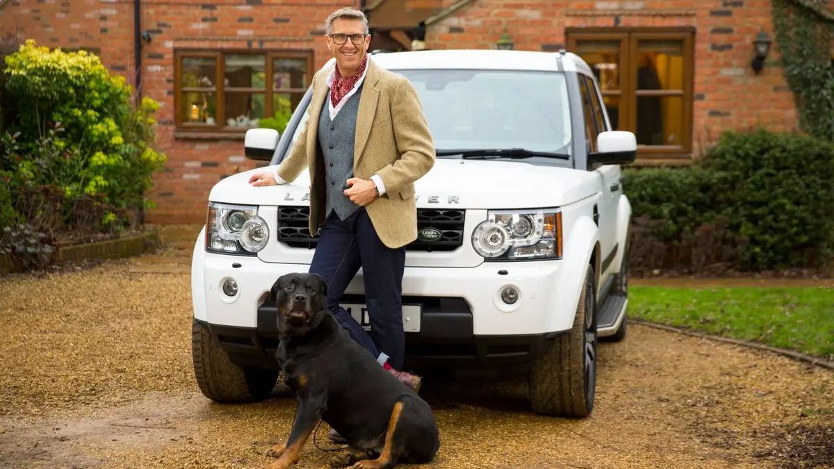 Chiens hors de contrôle : un dresseur à la…