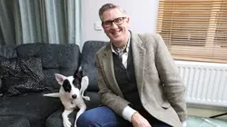 Chiens hors de contrôle : un dresseur à la rescousse Chiots en folie