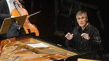 Christian Zacharias et l'Orchestre national de Lille Schumann