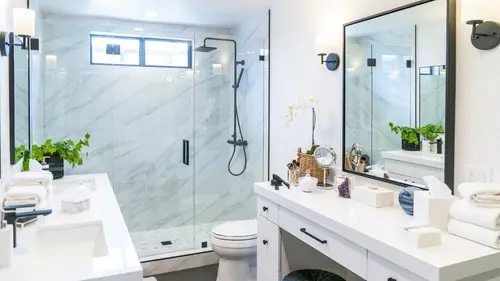 Christina : la reine de la réno Bébé arrive !