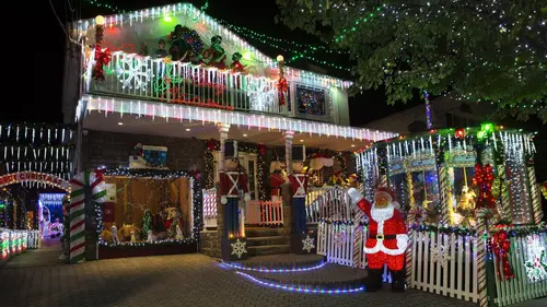 Christmas Battle : Les illuminés de Noël S04E02 #noellepluscooldumonde