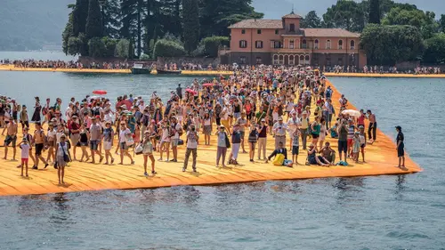 Christo : Marcher sur l'eau