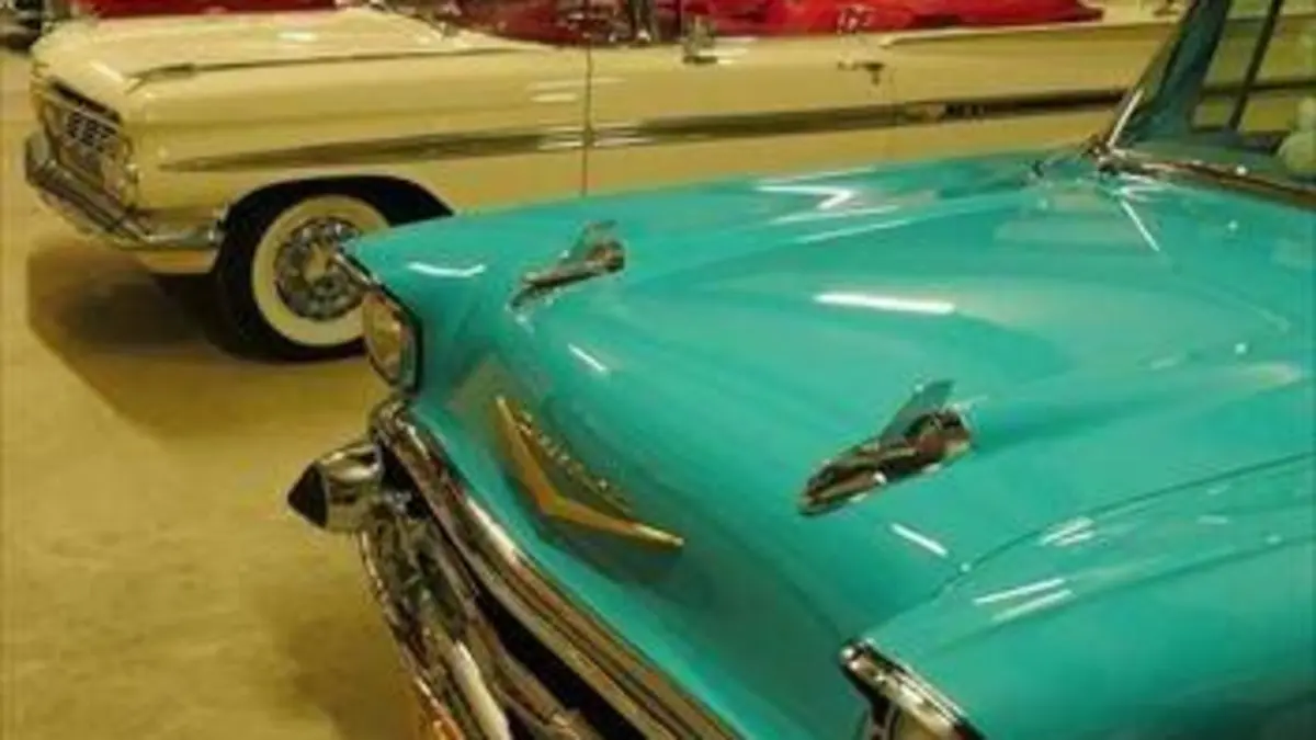 Chrome Custom S02E08 Impala '62