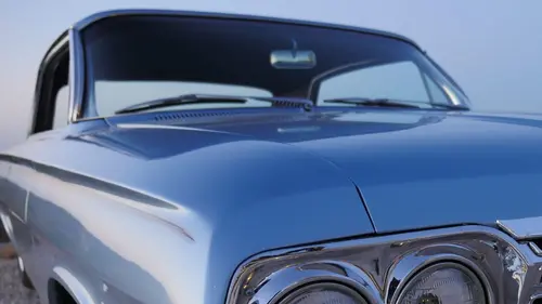 Chrome Customs Impala vrombissante