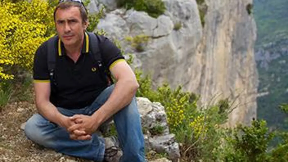 Chroniques d'en haut Les constructions de l'impossible