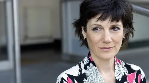 5 jours E02 La voiture témoin