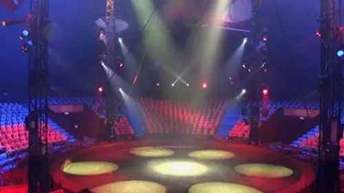 Cirque Gruss : une tradition en danger ?