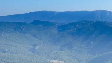 Citadelles du vertige : trésors du Pays cathare