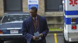 City on a Hill  S02E01 Les draps de Bill Russel