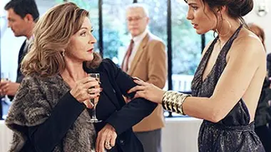 Une femme peut en cacher une autre