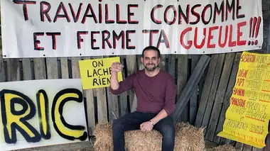 Classe moyenne : Les révoltés E01