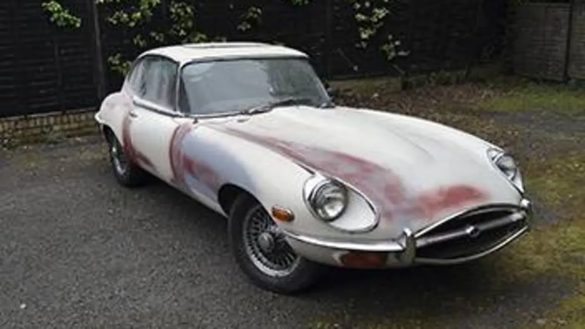 Classic car rescue S01E01 Jaguar E-Type