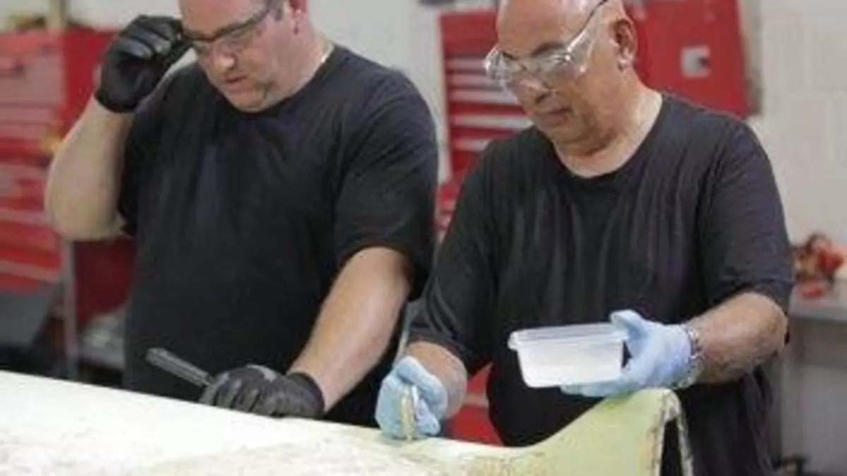 Classic Car Rescue S02E05 La DeLorean