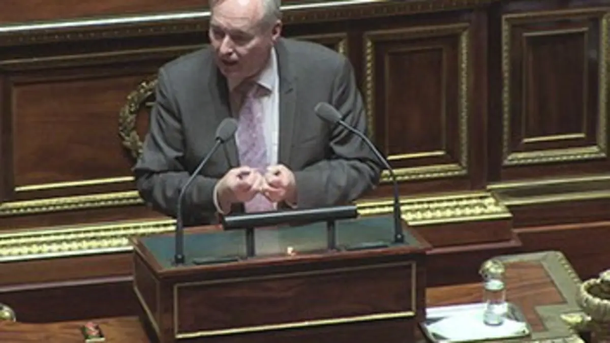 Claude Dilain, de la banlieue au Sénat. Au nom de la République