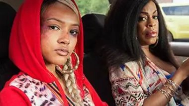 Claws S01E03 Sables mouvants