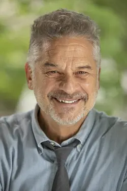 Photo Clayton Landey