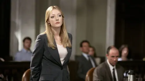 Close to Home : Juste cause S02E01 Méthodes musclées