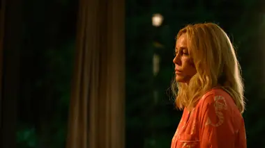 Close to Me S01E01