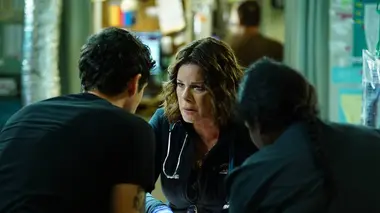 Code Black S03E01 L'heure en or