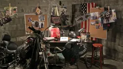 Codes and Conspiracies S01E06 Les motards hors-la-loi