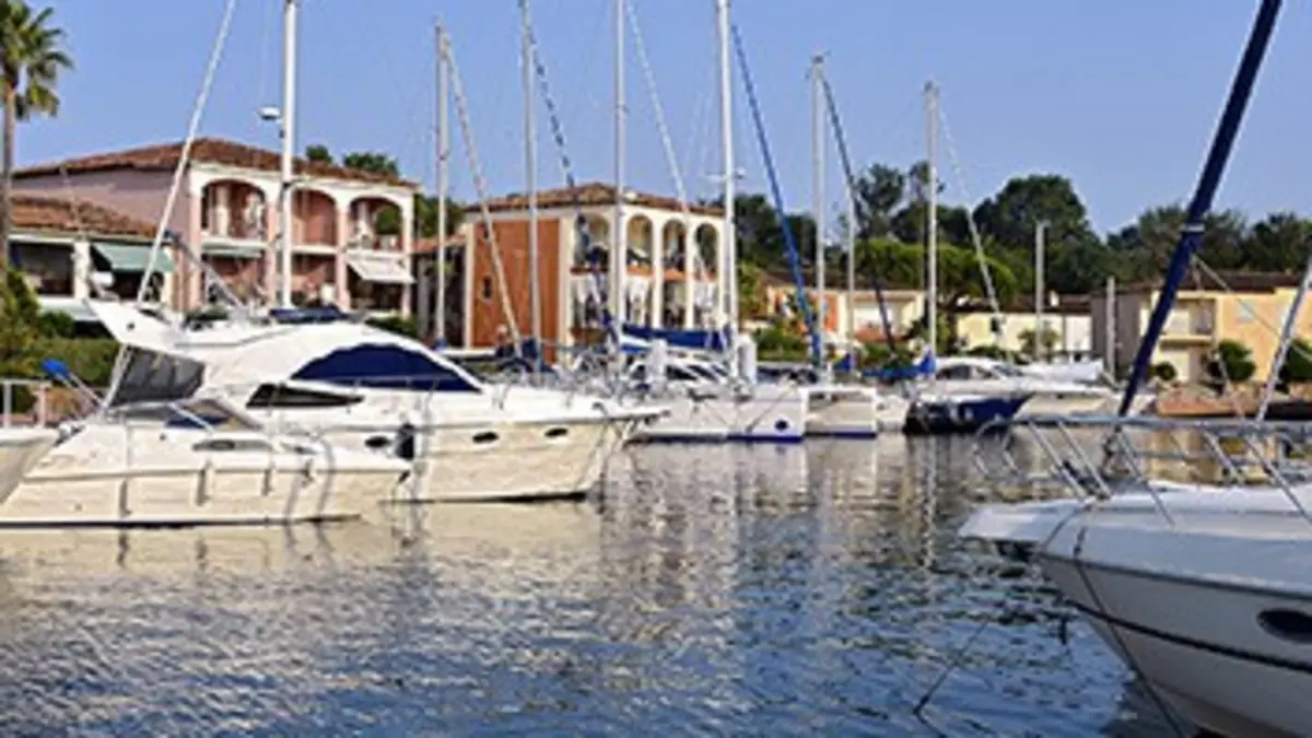 Cogolin, ville à vendre