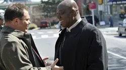 Cold Case S06E21 Un arnaqueur au tapis