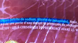 Colorants, conservateurs... du poison dans nos assiettes ?