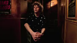 Coluche : le bouffon devenu roi