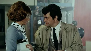 Columbo S03E01 Adorable mais dangereuse