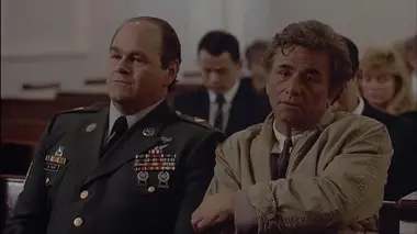 Columbo S08E04 Grandes manoeuvres et petits soldats