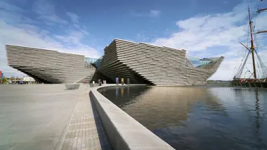 Contre vents et marées