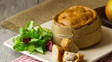 Voiture de rallye / Pâté au porc / Fontaine flottante / Décoration en fausse pierre