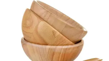 Canoës en aluminium / Bols en bois / Camionnettes avec accès handicapés / Marimbas