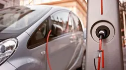 Comment c'est fait  Station de recharge pour véhicules électriques / Grappa