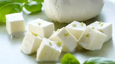 CD, collants, mozzarella