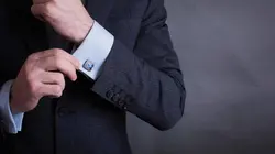 Comment c'est fait Boutons de manchette / Chaussons à la myrtille / Tableau de bord / Articles de poterie