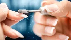 Comment c'est fait Nail Files, Birch Canoes, Boat Hardtops, And High Voltage Circuit Breakers