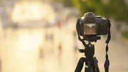 Comment c'est fait  Trépieds / Saucisses polonaises / Fers à souder / Restauration de statue