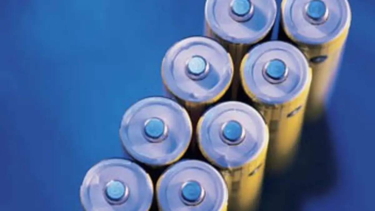 Comment c'est fait S08E04 Batteries à décharge poussée, boîtes de conserve