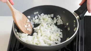 Mines de crayon à papier, clarinettes et effets spéciaux