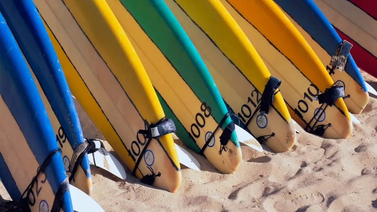 Comment c'est fait Planches de surf, autocollants, macarons et tuiles de béton