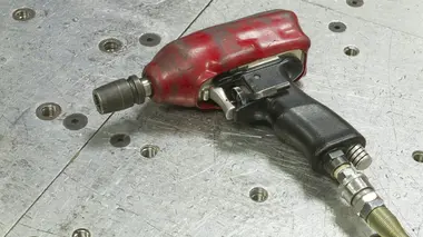 Clés à chocs pneumatiques