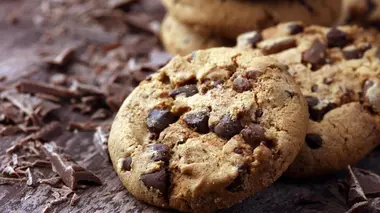 Abat-jours en cuir / Cookies aux pépites de chocolat / IRM